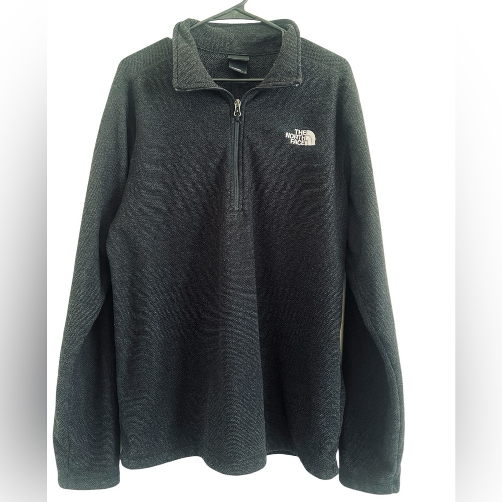 The North Face Men's black Zip-Up Sweater
